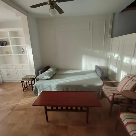 아파트 Quiet Duplex Close To The 플라야데라스아메리카스