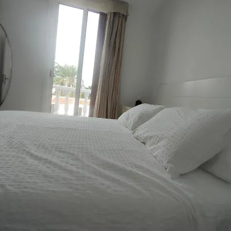 شقة Quiet Duplex Close To The بلايا ذي لاس أميريكاس